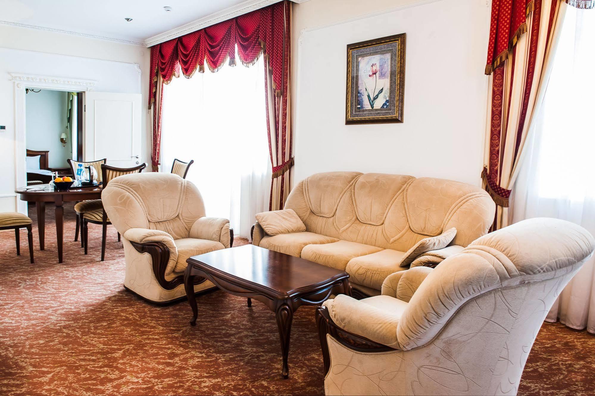 Ramada By Wyndham 4*