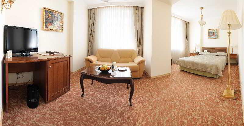 Ramada By Wyndham 4* Nur-Sultan (Astana)