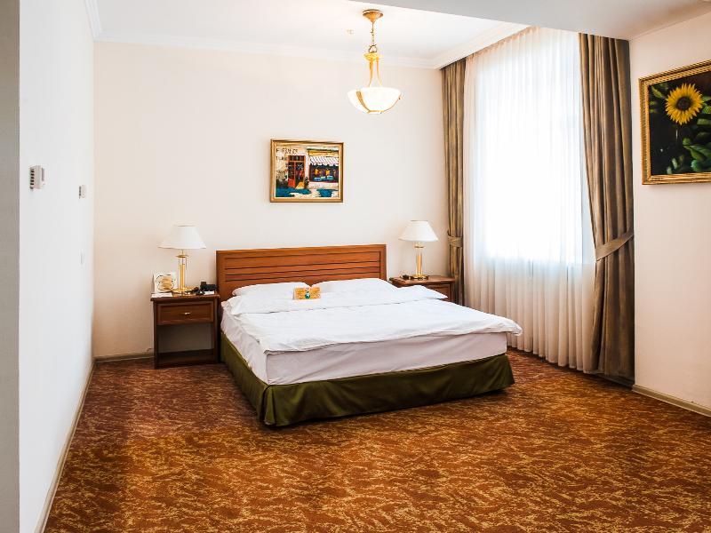 Ramada By Wyndham 4* Nur-Sultan (Astana)
