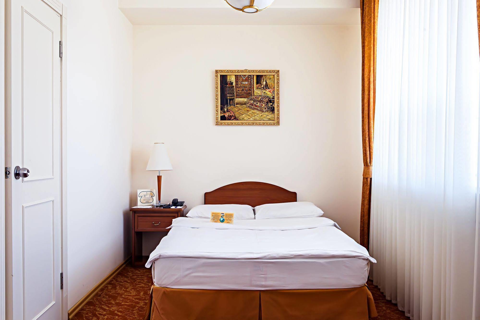 Ramada By Wyndham Hotel 4*